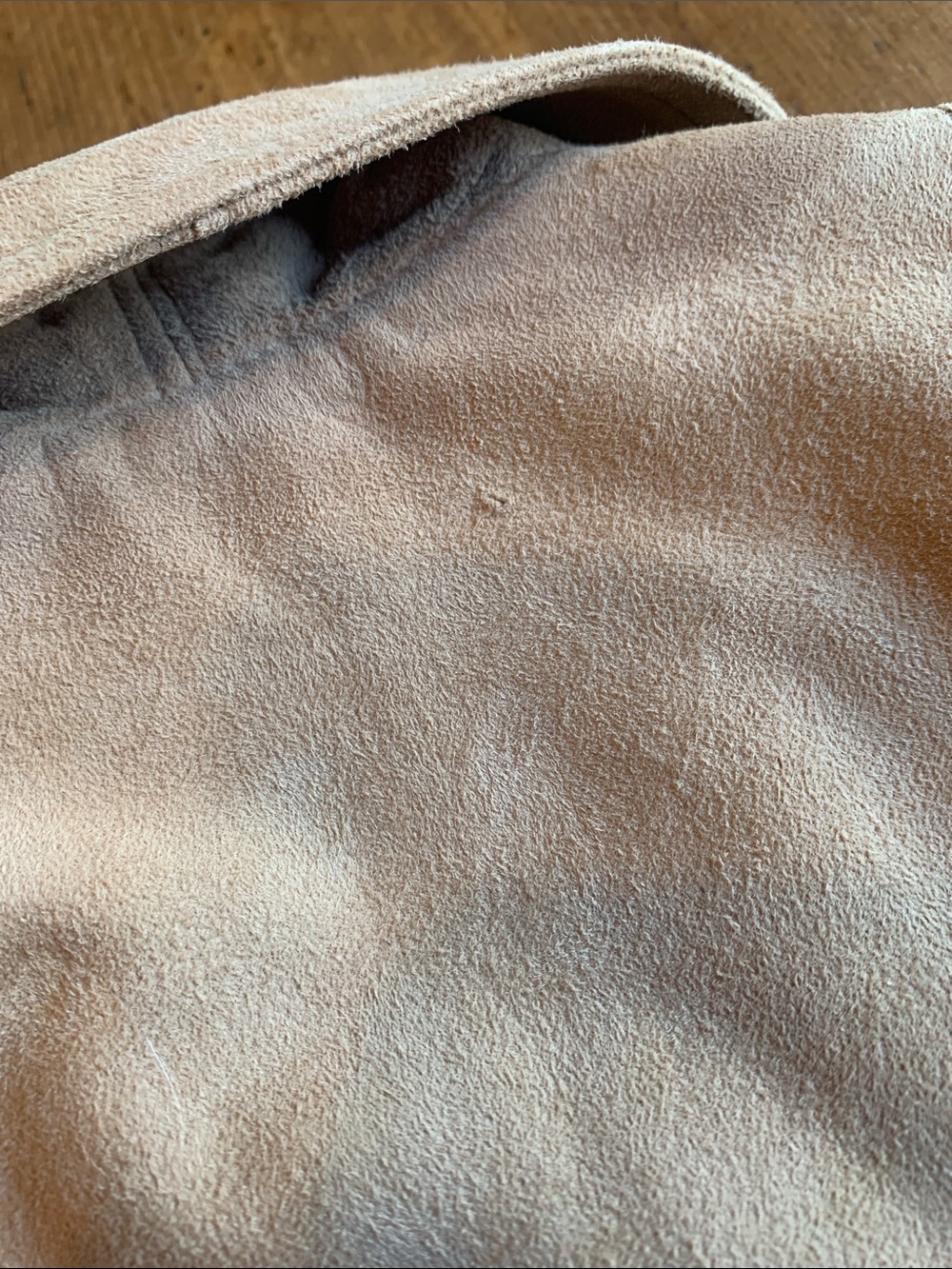Vintage Women's Suede Button-Front Jacket in Camel - Picture 16 of 16